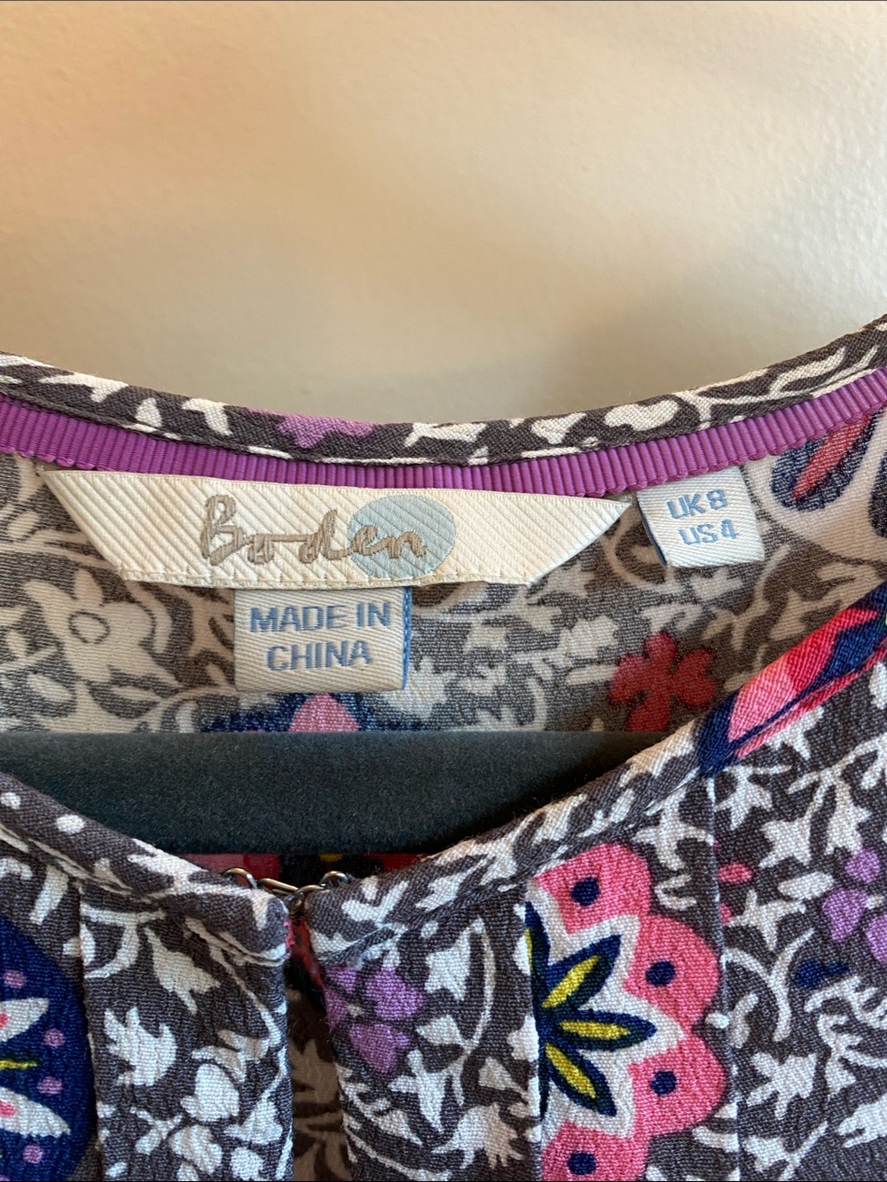 Boden Multicolored Floral Printed Blouse Size 4 - Picture 2 of 5